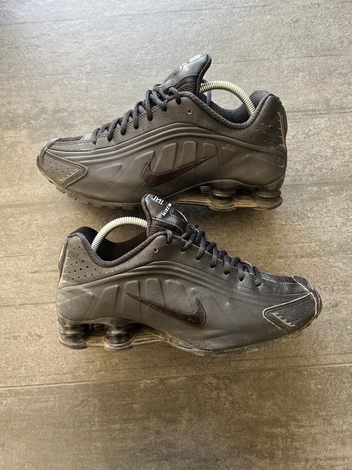Nike Shox R4 Black (Str 42,5)