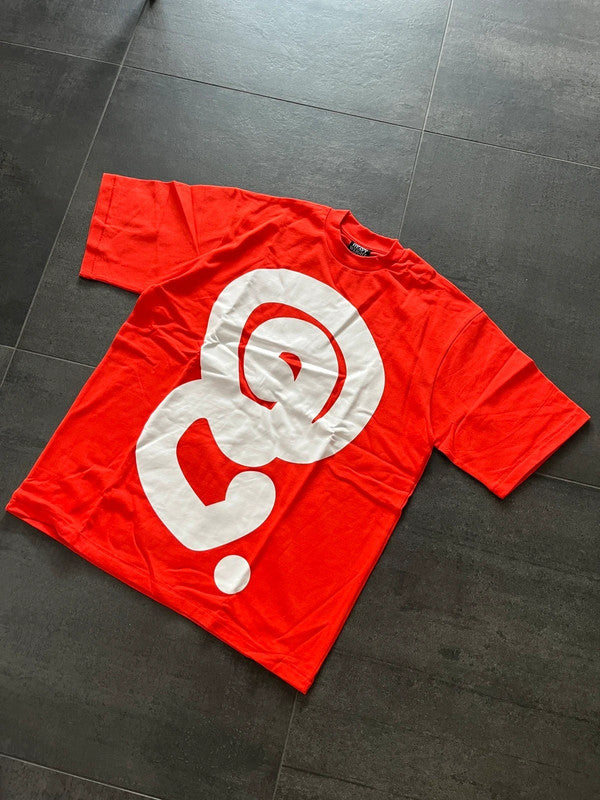Quratee white logo tee