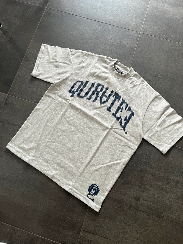 Quratee Grey spell out tee