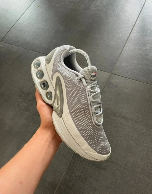 Nike Air Max DN Wolf Grey (Str 42)