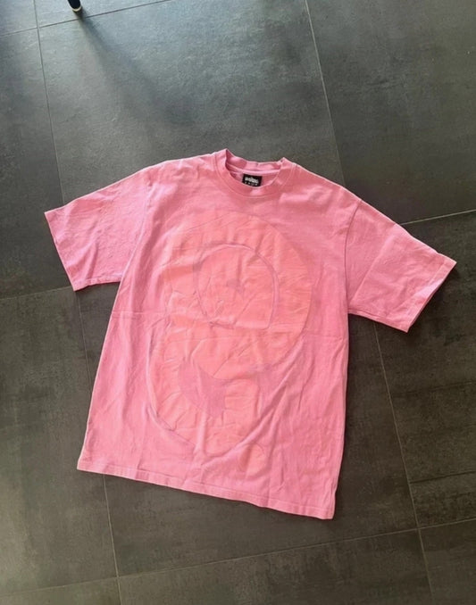 Quratee pink on pink logo tee (Str L)