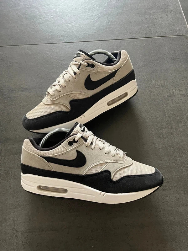 Nike Air Max 1 White Black (Str 42,5)