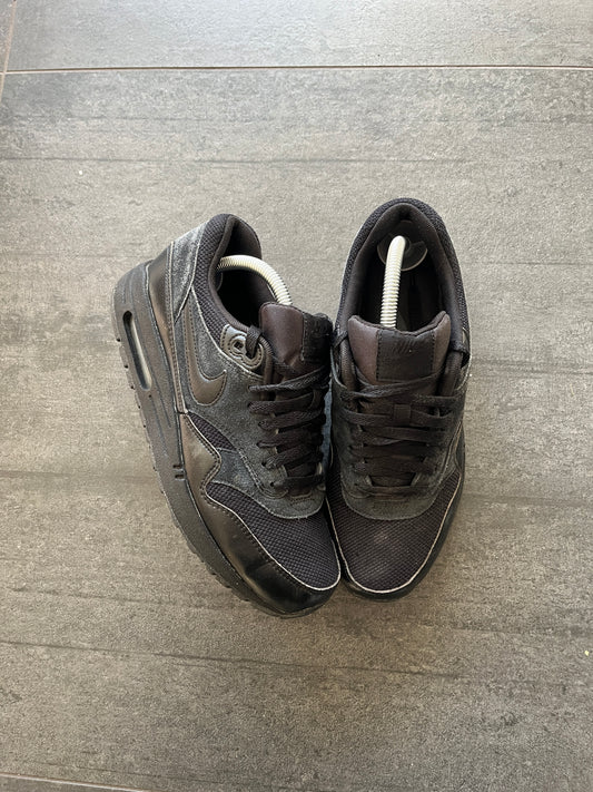 Nike Air Max 1 “triple Black” (Str 42,5)