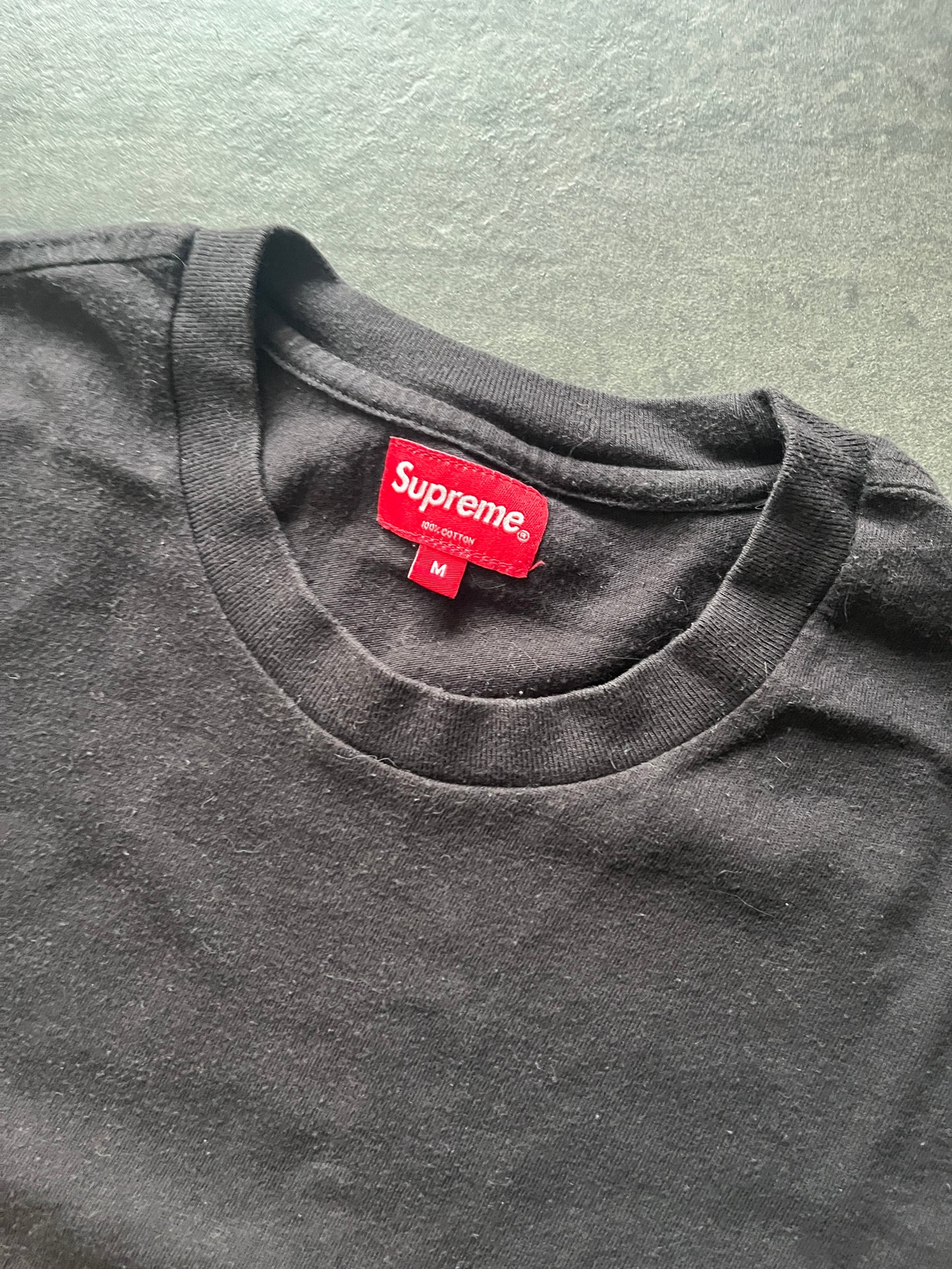Supreme embroidered logo tee Black (Str M)